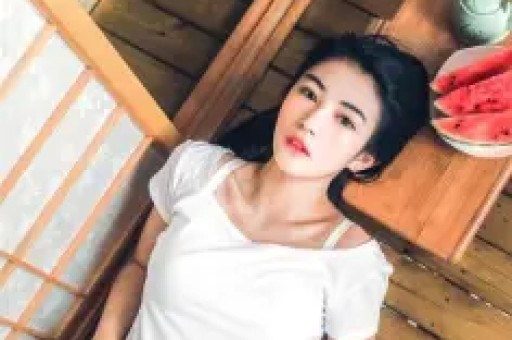 文章抱娃引热议博主紧急澄清：孩子是顾客的